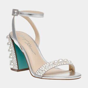 Betsey Johnson Lexi Silver Shoes Size 8.5